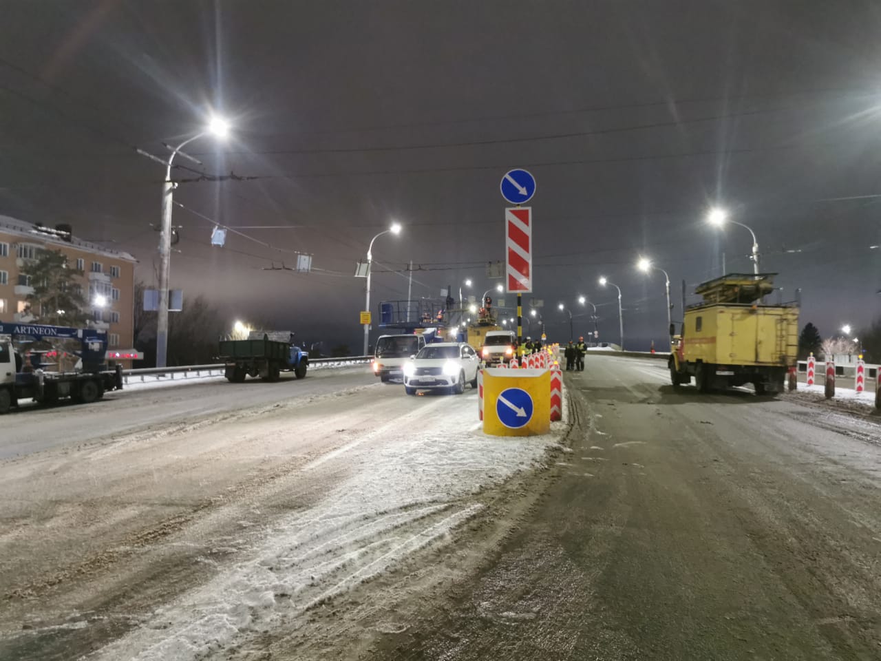 Read more about the article На Ленинградском мосту демонтировали контактную сеть
